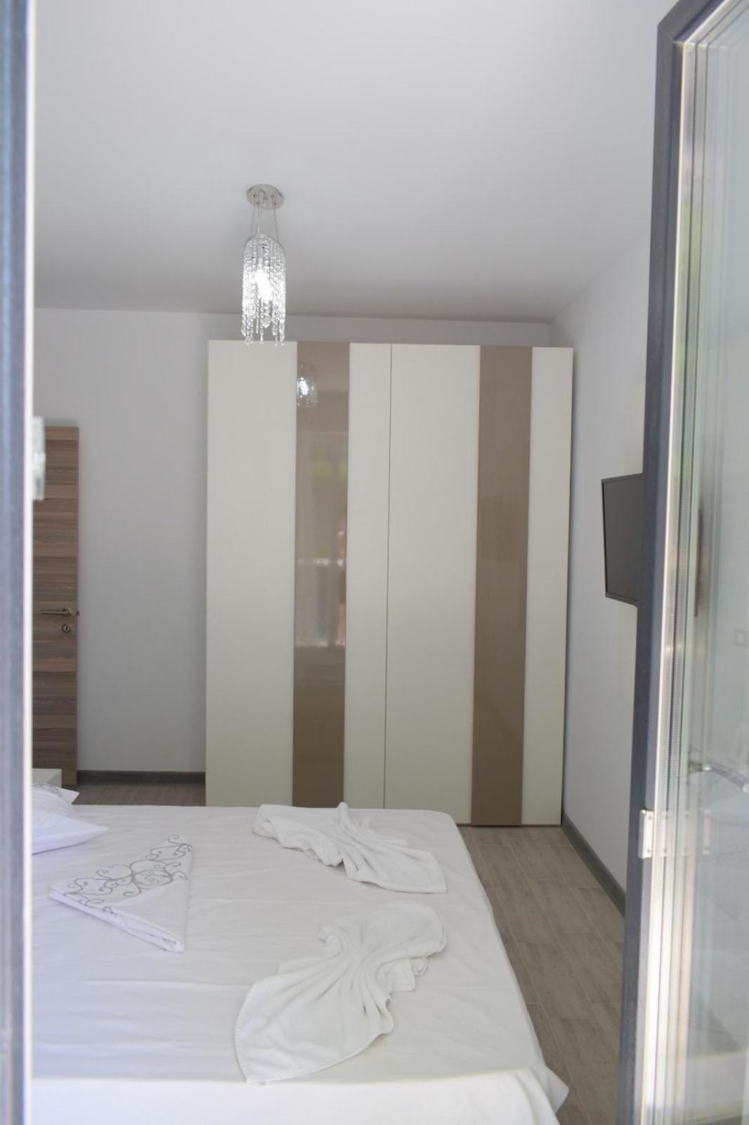Năvodari Alz Beach Apartments In Alezzi Beach Resort מראה חיצוני תמונה